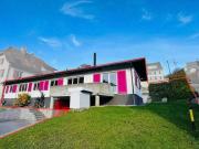 5.5 Zimmer Hochparterrehaus mit Weitsicht, 3er Garage...