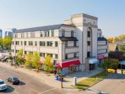 5,9,15 1015 Centre Street Nw, Calgary, AB, T2E 2P8...