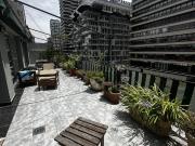 5 Ambientes con dependencia, escritorio y cochera en...