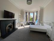 5 bed 1st Floor Flat to rent in Edinburgh City Of...