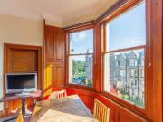 5 bed 1st Floor Flat to rent in Edinburgh City Of...