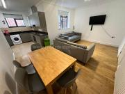 5 bed 1st Floor Flat to rent in Nottingham...