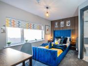 5 bed 3 Studio HMO