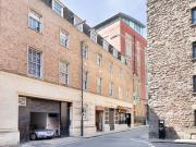 5 bed Apartment to rent in Bristol, BS1, from Digs...
