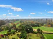 5 bed detached house to rent in Beeston Fields Drive,...