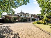 5 Bed, Detached, The Ridgeway, Hertfordshire, EN6...