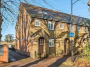 5 bed End of Terrace to rent in Winchester Hampshire,...