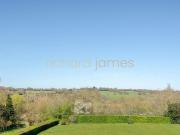 5 bed flat for sale