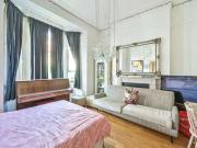 5 bed flat for sale