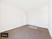 5 bed flat for sale