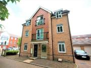 5 bed House Detached for Rent