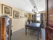 5 bed house for sale