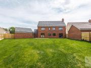 5 bed house for sale