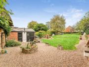 5 bed house for sale