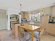 5 bed house for sale