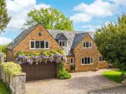 5 bed house for sale