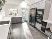 5 bed house for sale