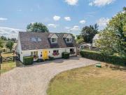 5 bed house for sale