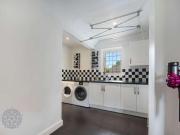 5 bed house for sale