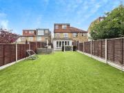 5 bed house for sale