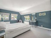 5 bed house for sale