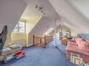 5 bed house for sale