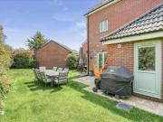 5 bed house for sale