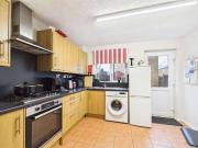 5 bed house for sale