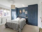 5 bed house for sale