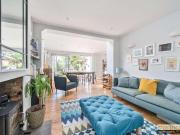 5 bed house for sale