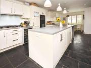 5 bed house for sale