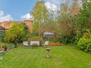 5 bed house for sale