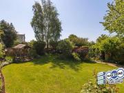 5 bed house for sale