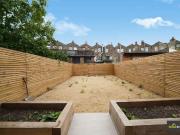 5 bed house for sale