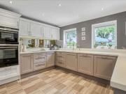 5 bed house for sale