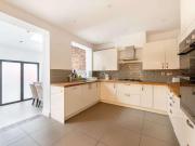 5 bed house for sale