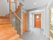 5 bed house for sale