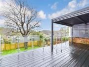 5 bed house for sale