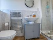 5 bed house for sale
