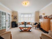 5 bed house for sale
