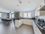 5 bed house for sale