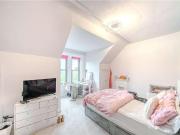 5 bed house for sale