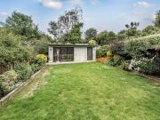 5 bed house for sale