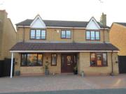 5 bed house for sale