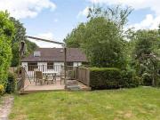 5 bed house for sale