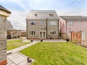 5 bed house for sale