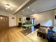 5 bed house for sale
