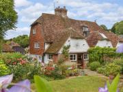 5 bed house for sale