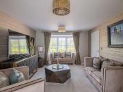 5 bed house for sale