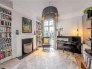 5 bed house for sale